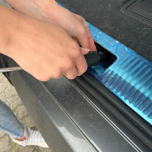 Product photo Car Lock For Ventilation 6