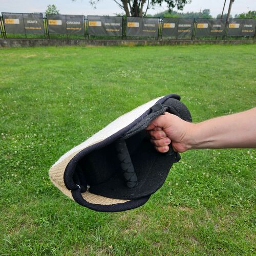 Product photo WOLF SOFT - lightweight jute training sleeve 7