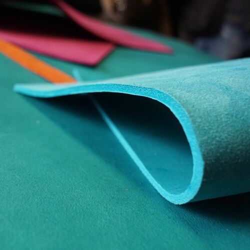 Product photo Natural Soft Leather Collar 7