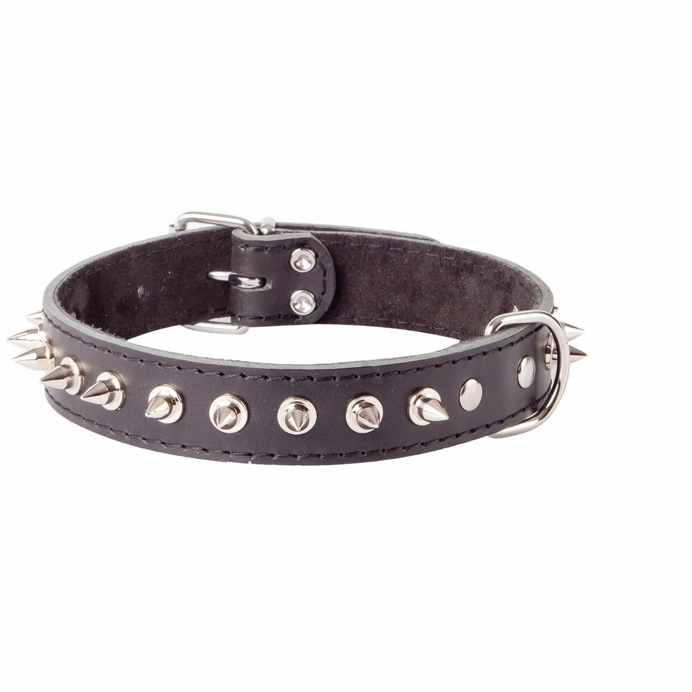Product photo Classic Leather Collar With Spikes
